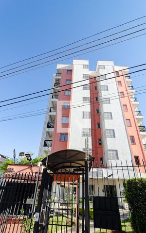 Apartamento à venda com 60m², 2 quartos e 1 vaga Apartamento à venda com 60m², 2 quartos e 1 vagaFachada