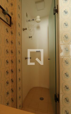 Casa para alugar com 320m², 4 quartos e 5 vagasBanheiro Suite 2
