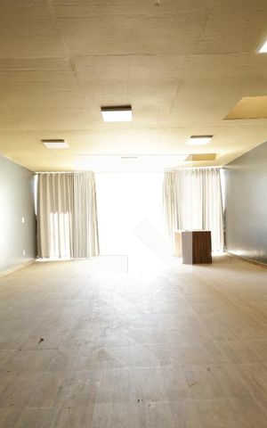 Casa para alugar com 320m², 4 quartos e 5 vagasGaragem