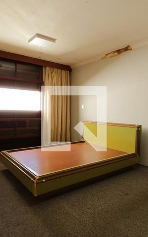 Casa para alugar com 320m², 4 quartos e 5 vagasSuite 1