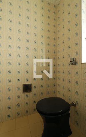 Casa para alugar com 320m², 4 quartos e 5 vagasBanheiro Suite 2