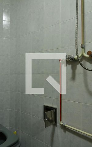 Casa para alugar com 320m², 4 quartos e 5 vagasLavabo