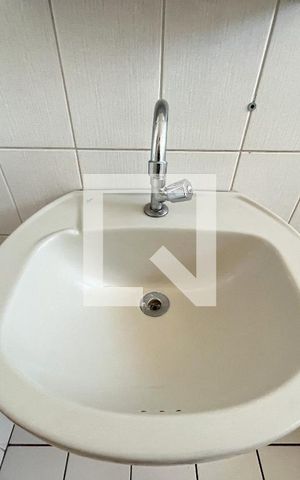 Apartamento à venda com 60m², 2 quartos e 1 vaga Apartamento à venda com 60m², 2 quartos e 1 vaga Banheiro