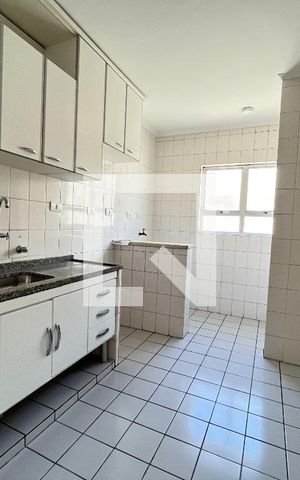 Apartamento à venda com 60m², 2 quartos e 1 vaga Apartamento à venda com 60m², 2 quartos e 1 vagaCozinha