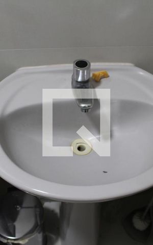 Casa à venda com 298m², 3 quartos e 1 vagaBanheiro 1 - Torneira