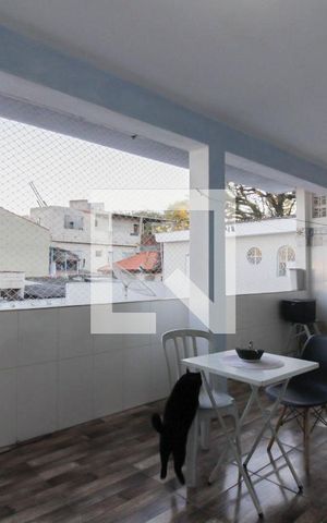 Casa à venda com 300m², 3 quartos e 1 vaga Casa à venda com 300m², 3 quartos e 1 vagaVaranda