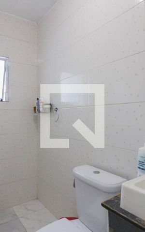 Casa à venda com 300m², 3 quartos e 1 vaga Casa à venda com 300m², 3 quartos e 1 vagaBanheiro