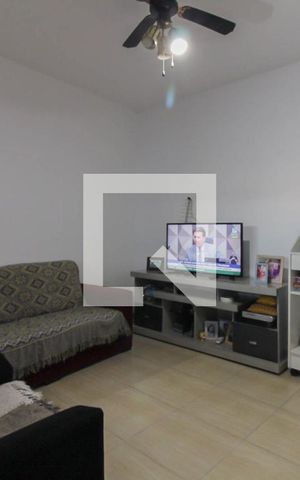 Casa à venda com 300m², 3 quartos e 1 vaga Casa à venda com 300m², 3 quartos e 1 vagacasa 2 - Sala