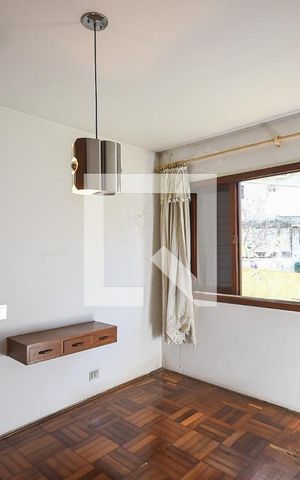 Casa à venda com 320m², 2 quartos e 4 vagas Casa à venda com 320m², 2 quartos e 4 vagasQuarto 1