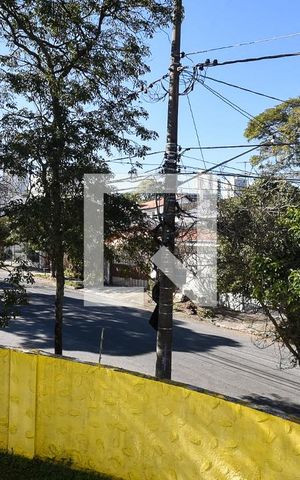 Casa à venda com 320m², 2 quartos e 4 vagas Casa à venda com 320m², 2 quartos e 4 vagasVista do quarto 2