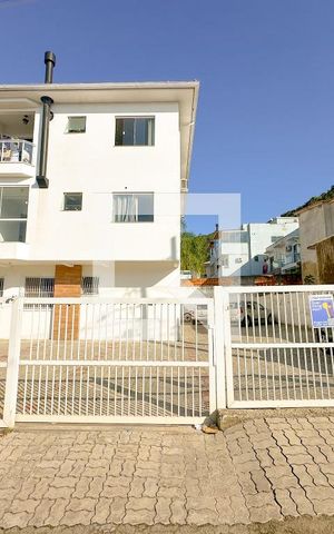 Apartamento para alugar com 72m², 2 quartos e 1 vagaFachada