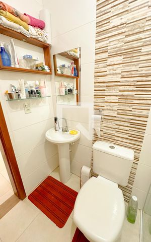 Apartamento para alugar com 72m², 2 quartos e 1 vagaBanheiro