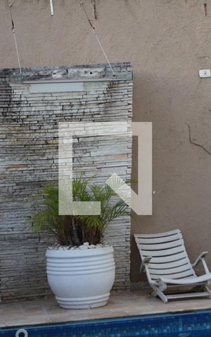 Casa de condomínio à venda com 110m², 3 quartos e 2 vagasÁrea comum - Piscina