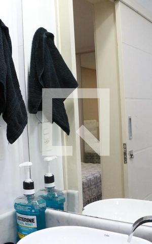 Casa de condomínio à venda com 110m², 3 quartos e 2 vagasBanheiro da Suíte 2