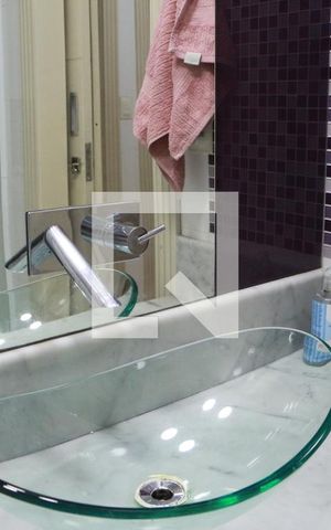 Casa de condomínio à venda com 110m², 3 quartos e 2 vagasBanheiro 1