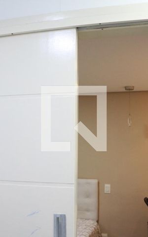 Casa de condomínio à venda com 110m², 3 quartos e 2 vagasBanheiro da Suíte 2