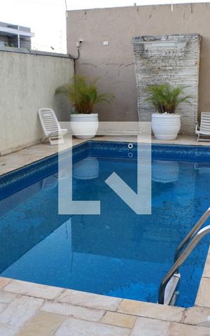 Casa de condomínio à venda com 110m², 3 quartos e 2 vagasÁrea comum - Piscina
