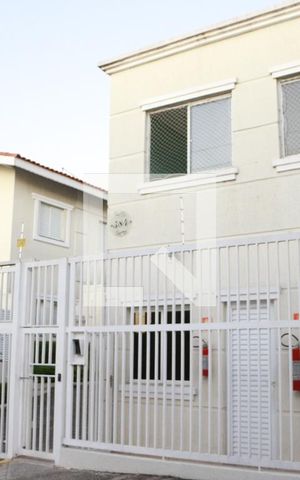 Casa de condomínio à venda com 110m², 3 quartos e 2 vagasFachada