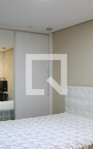 Casa de condomínio à venda com 110m², 3 quartos e 2 vagasQuarto 2 - Suíte