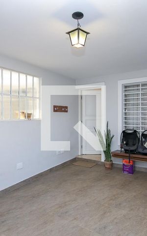 Casa à venda com 120m², 2 quartos e 1 vaga Casa à venda com 120m², 2 quartos e 1 vagaGaragem