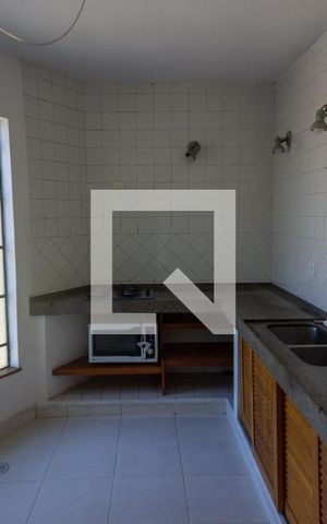Casa para alugar com 164m², 3 quartos e 3 vagas Casa para alugar com 164m², 3 quartos e 3 vagasCozinha