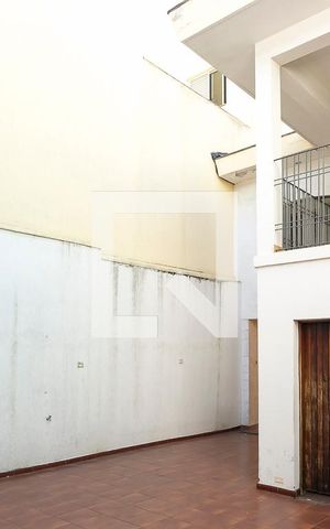 Casa à venda com 291m², 4 quartos e 3 vagasQuintal