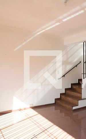 Casa à venda com 291m², 4 quartos e 3 vagasSala