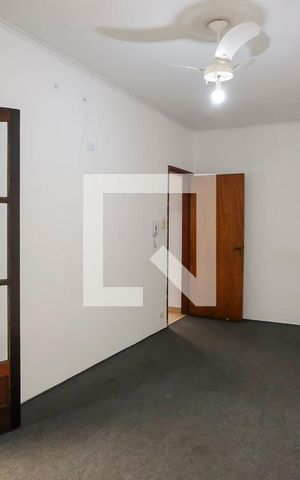 Casa à venda com 291m², 4 quartos e 3 vagasSuíte
