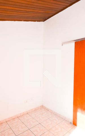 Casa à venda com 80m², 3 quartos e 1 vaga Casa à venda com 80m², 3 quartos e 1 vagaQuarto 1