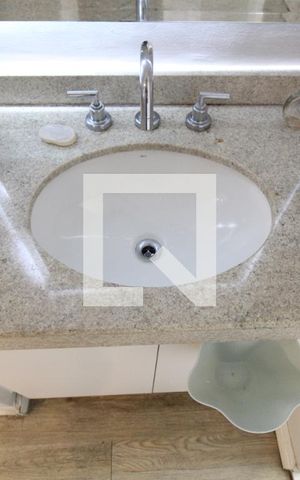 Studio à venda com 42m², 1 quarto e 1 vagaLavatório 