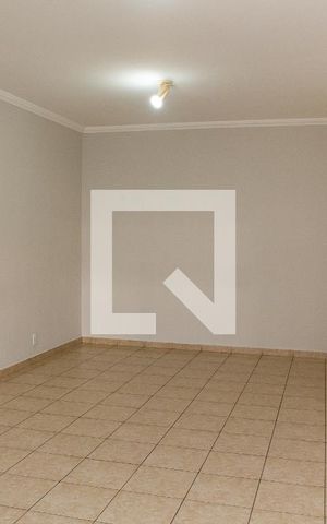 Apartamento à venda com 135m², 4 quartos e 2 vagasSala