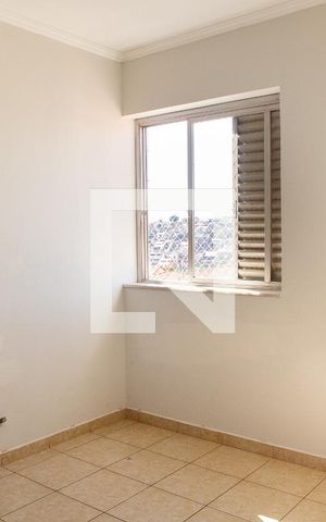 Apartamento à venda com 135m², 4 quartos e 2 vagasQuarto 2