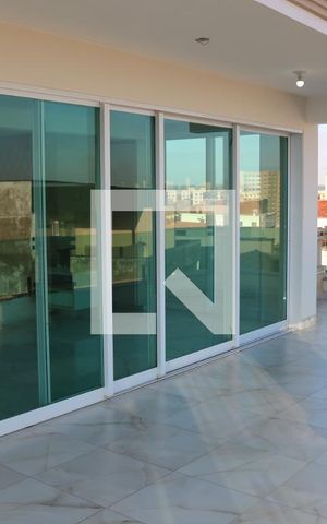 Casa para alugar com 650m², 4 quartos e 2 vagasSacada da Suíte Master