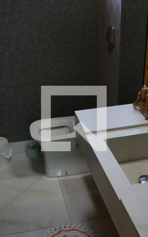 Casa para alugar com 650m², 4 quartos e 2 vagasLavabo
