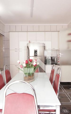 Casa à venda com 250m², 3 quartos e 2 vagasCozinha