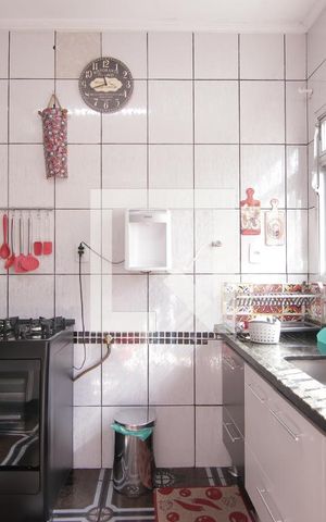 Casa à venda com 250m², 3 quartos e 2 vagasCozinha