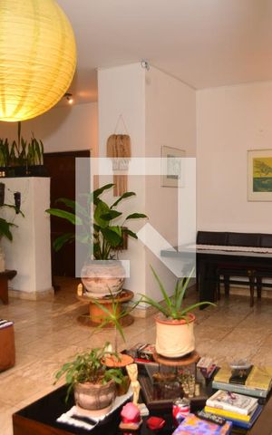 Apartamento à venda com 141m², 3 quartos e sem vagaSala