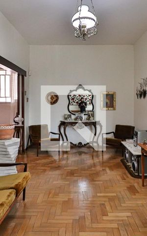 Casa à venda com 280m², 4 quartos e 3 vagasSala de Estar
