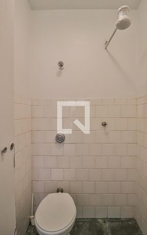 Casa à venda com 280m², 4 quartos e 3 vagasBanheiro de Serviço