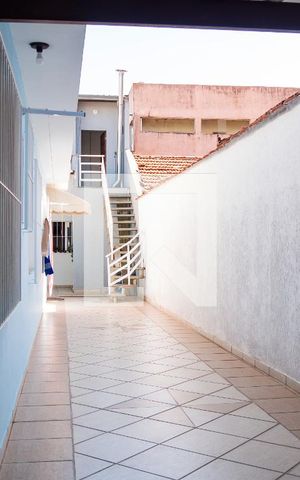 Casa à venda com 217m², 5 quartos e 5 vagasQuintal