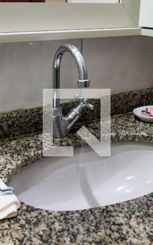 Casa à venda com 217m², 5 quartos e 5 vagasBanheiro da Suíte 1