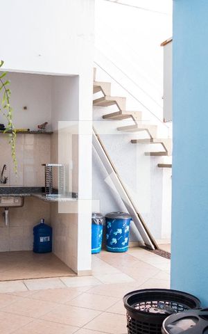 Casa à venda com 217m², 5 quartos e 5 vagasÁrea de Serviço/ Churrasqueira