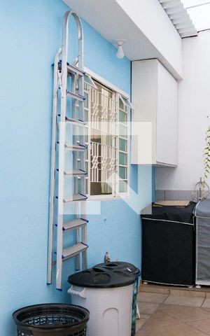 Casa à venda com 217m², 5 quartos e 5 vagasÁrea de Serviço/ Churrasqueira