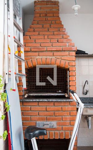 Casa à venda com 217m², 5 quartos e 5 vagasÁrea de Serviço/ Churrasqueira