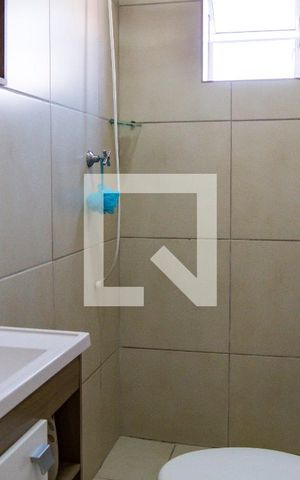 Casa à venda com 217m², 5 quartos e 5 vagasBanheiro da Suíte 2 - Casa 2