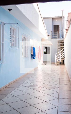 Casa à venda com 217m², 5 quartos e 5 vagasQuintal