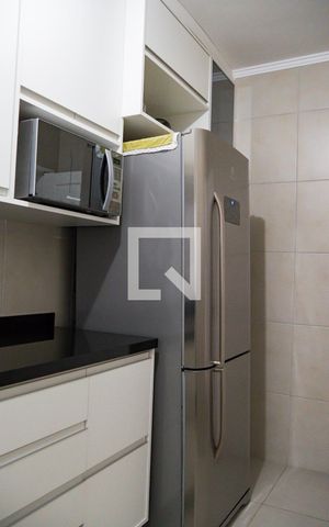 Casa à venda com 217m², 5 quartos e 5 vagasCozinha Casa 2