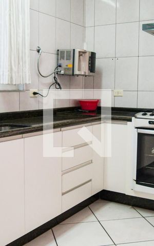 Casa à venda com 217m², 5 quartos e 5 vagasCozinha Casa 1