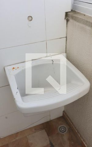 Apartamento à venda com 75m², 2 quartos e 1 vagaÁrea de Serviço