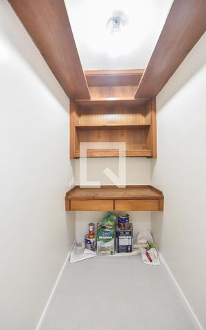 Apartamento para alugar com 68m², 2 quartos e 1 vagaQuarto de Serviços 